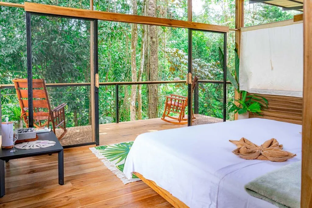 Open-Air-Lodge Rio Vista im Canyon des Rio Pacuare