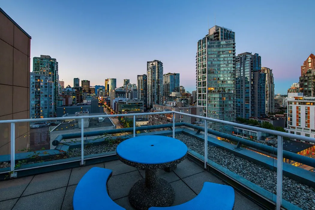 Grand Park Hotel & Suites in Downtown Vancouver